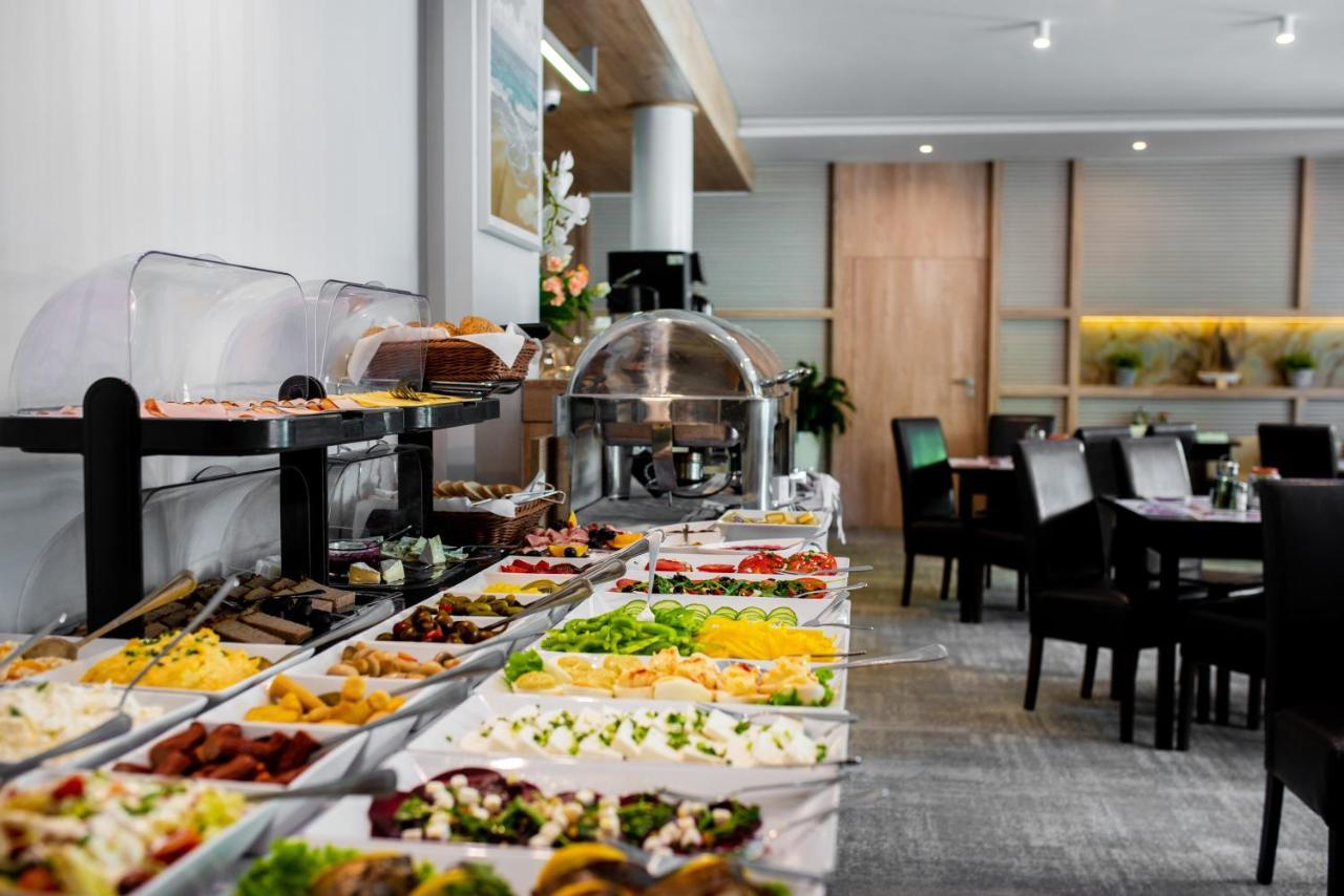 Hotel Nadmorski เวบา ภายนอก รูปภาพ