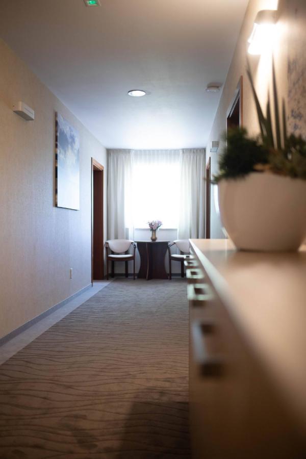 Hotel Nadmorski เวบา ภายนอก รูปภาพ